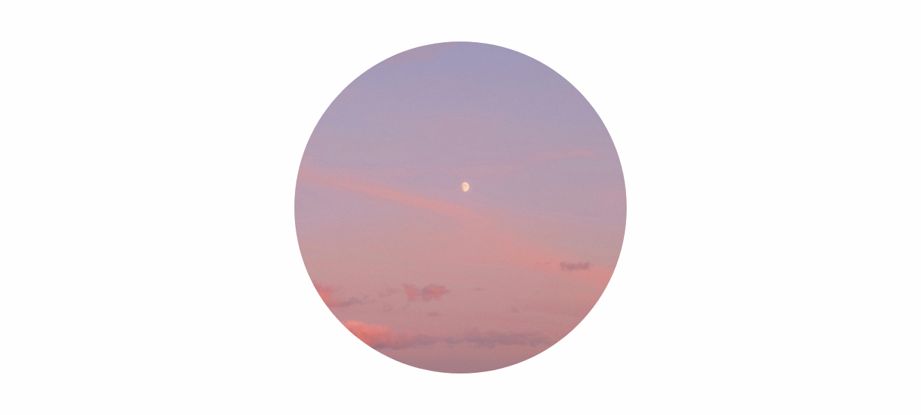 June Birthstone: Moonstone Meaning, Energy & Spiritual Themes