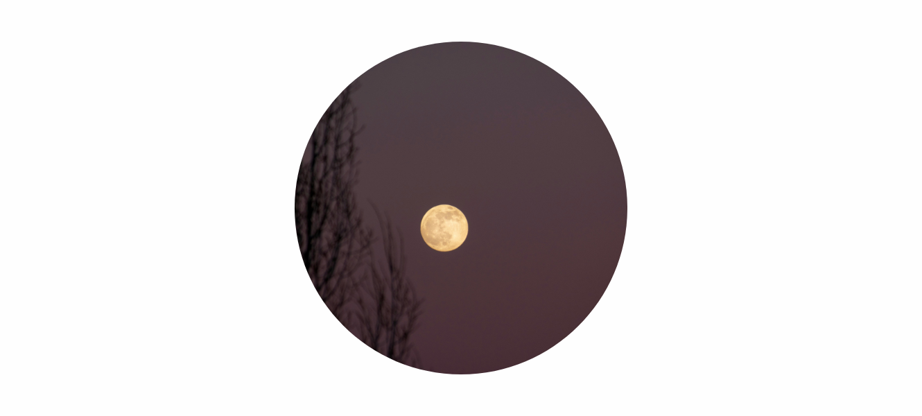 Strawberry Moon Meaning 2026: May Full Moon Symbolism, Energy & Spiritual Themes