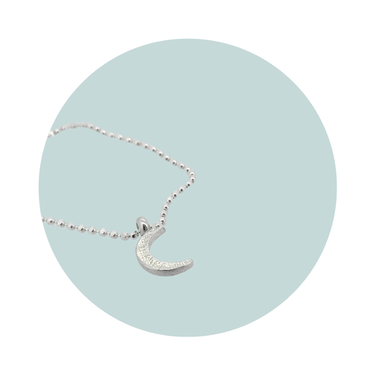 CRESCENT MOON BRACELET
