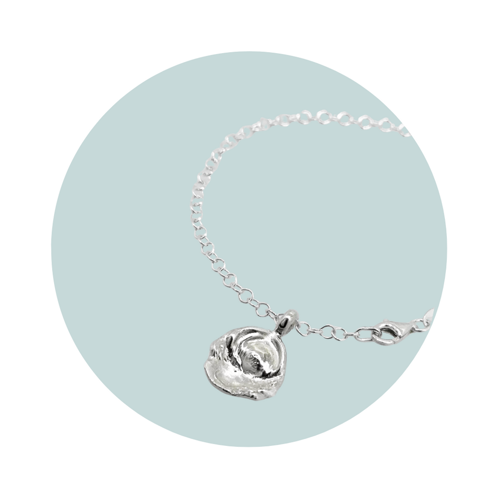 Flow Charm #8
